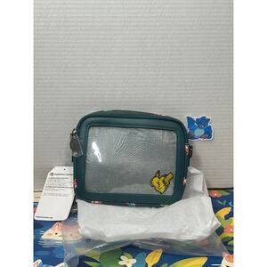 Pokemon Center Pokémon Pixel Pin Collector Clutch